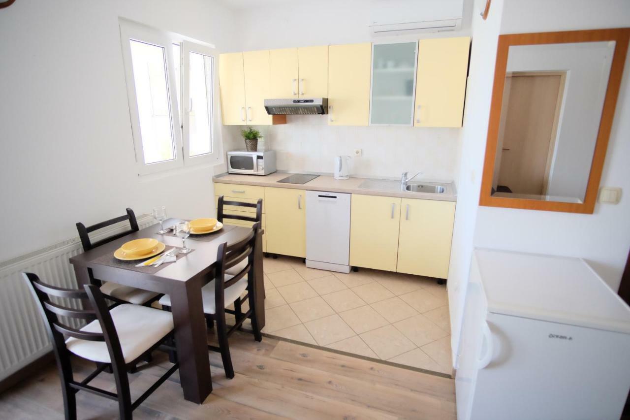 Apartmani Svemir Drage Kültér fotó